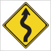 右へのづづら折りを表す道路標識