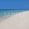 真っ白な砂浜が7kmも続く、与那覇前浜ビーチ