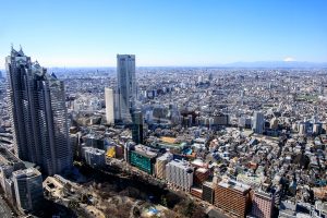 東京都庁・展望室から見たビルと町並みの写真